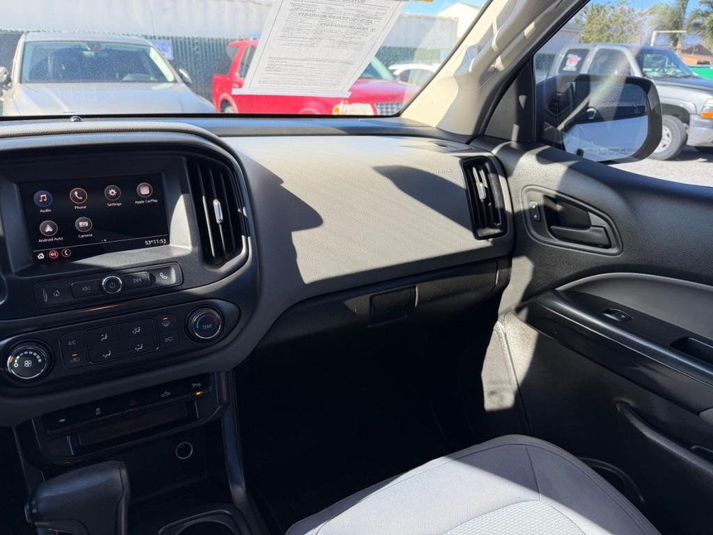 Chevrolet Colorado Vehicle Full-screen Gallery Image 26