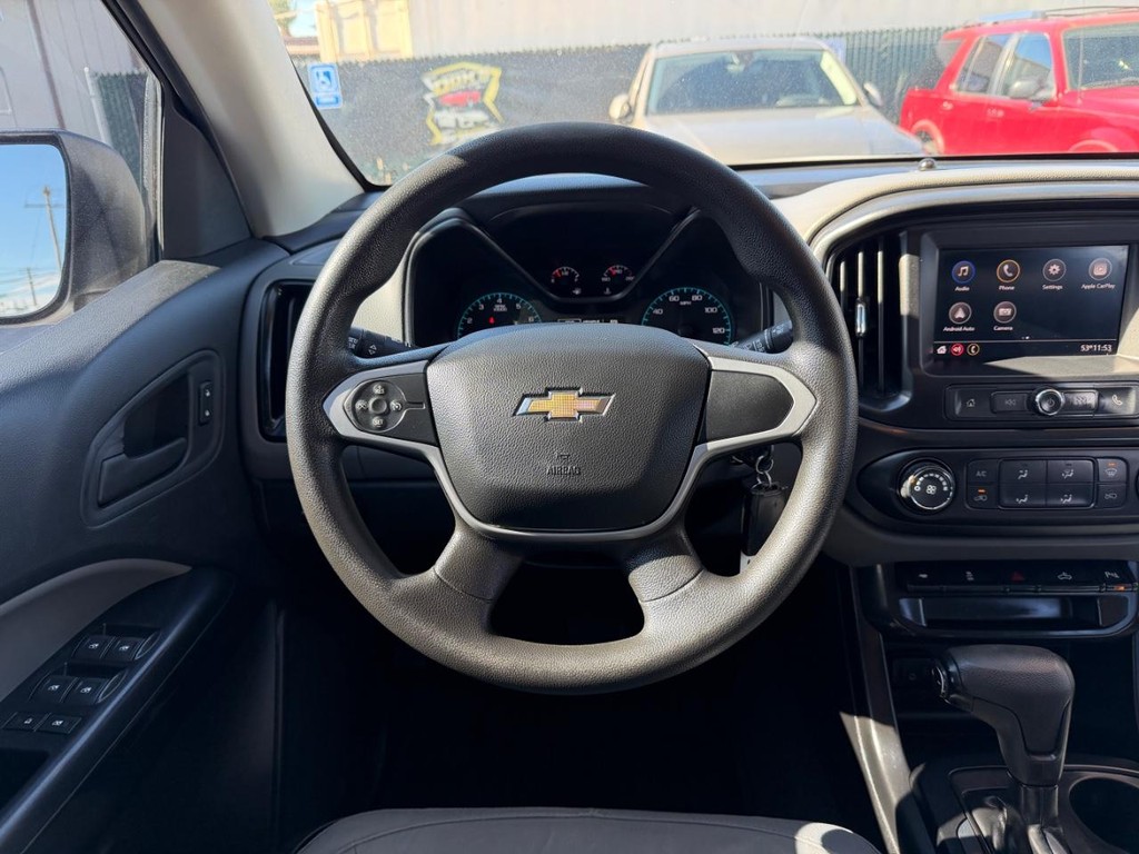 Chevrolet Colorado Vehicle Full-screen Gallery Image 27
