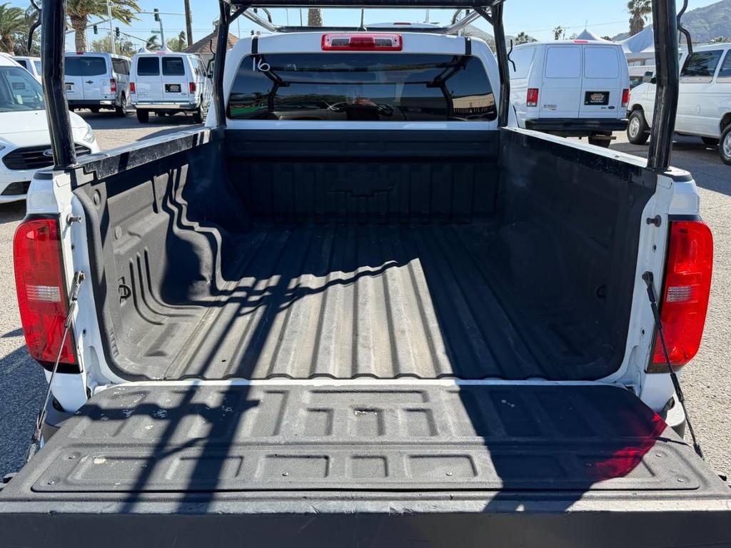 Chevrolet Colorado Vehicle Full-screen Gallery Image 43