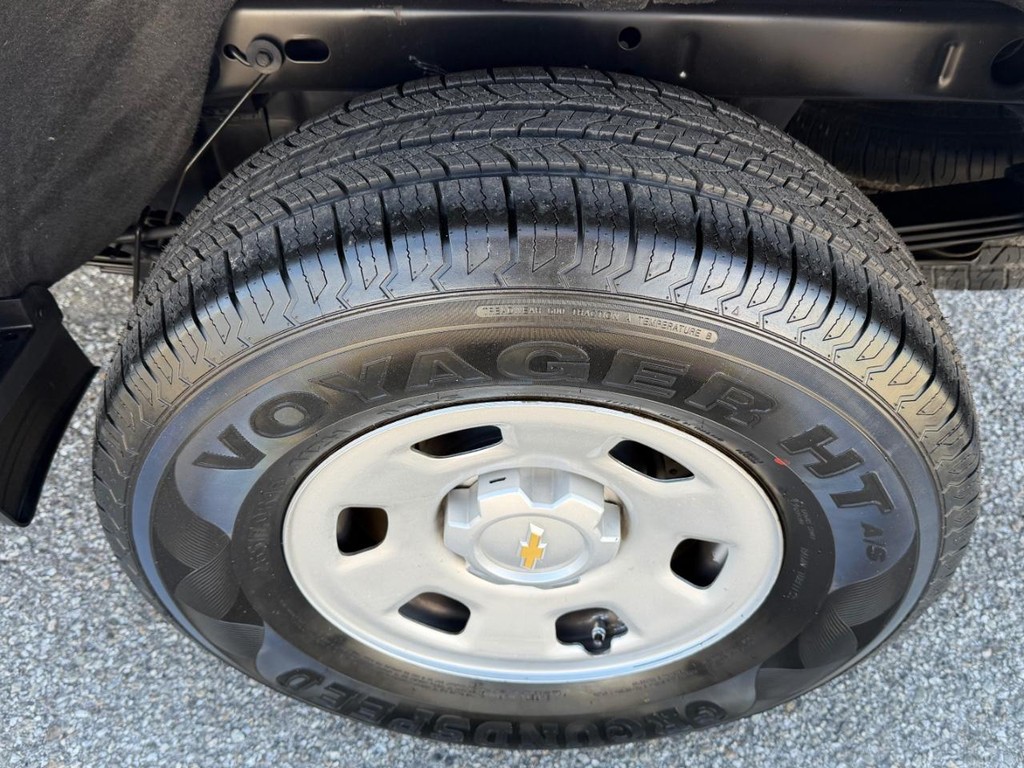 Chevrolet Colorado Vehicle Full-screen Gallery Image 45