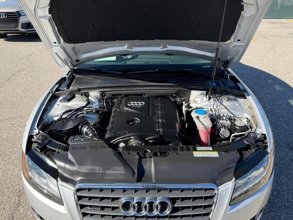 Audi A5 Vehicle Full-screen Gallery Image 38