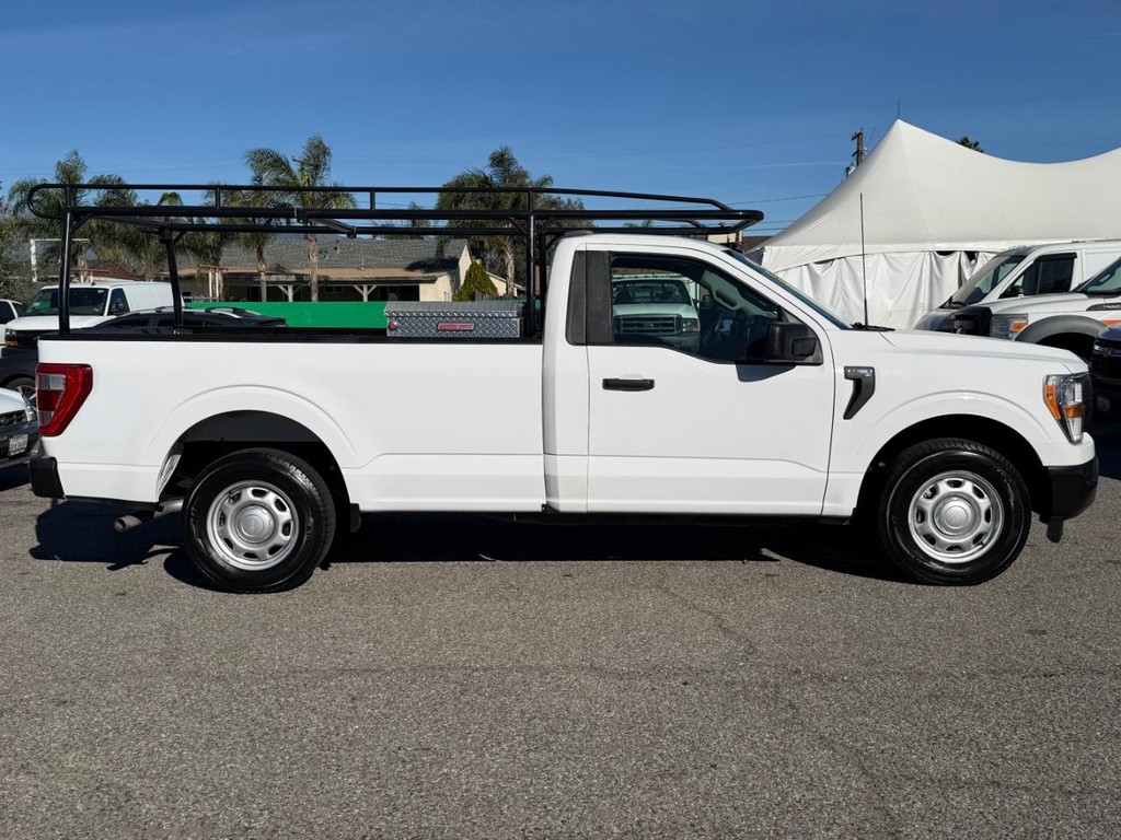 Ford F-150 Vehicle Full-screen Gallery Image 05
