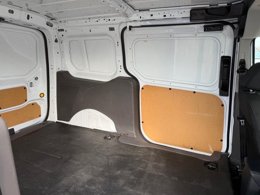 Ford Transit Connect Vehicle Full-screen Gallery Image 44