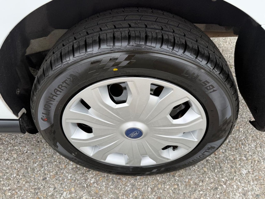 Ford Transit Connect Vehicle Full-screen Gallery Image 54