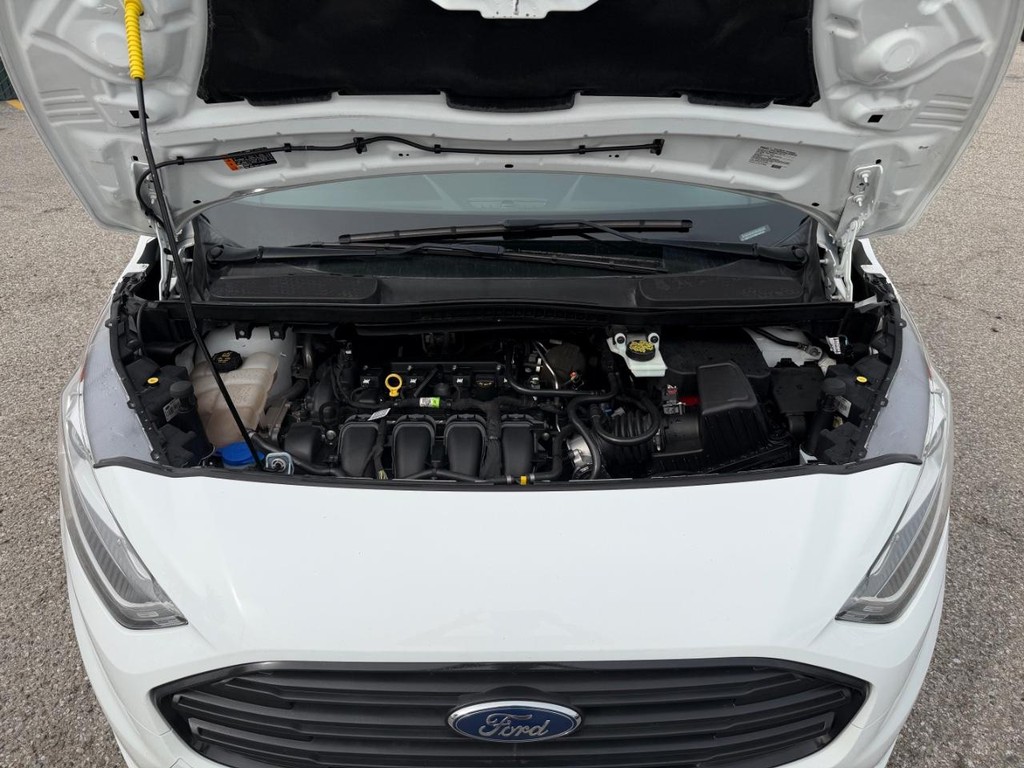 Ford Transit Connect Vehicle Full-screen Gallery Image 55