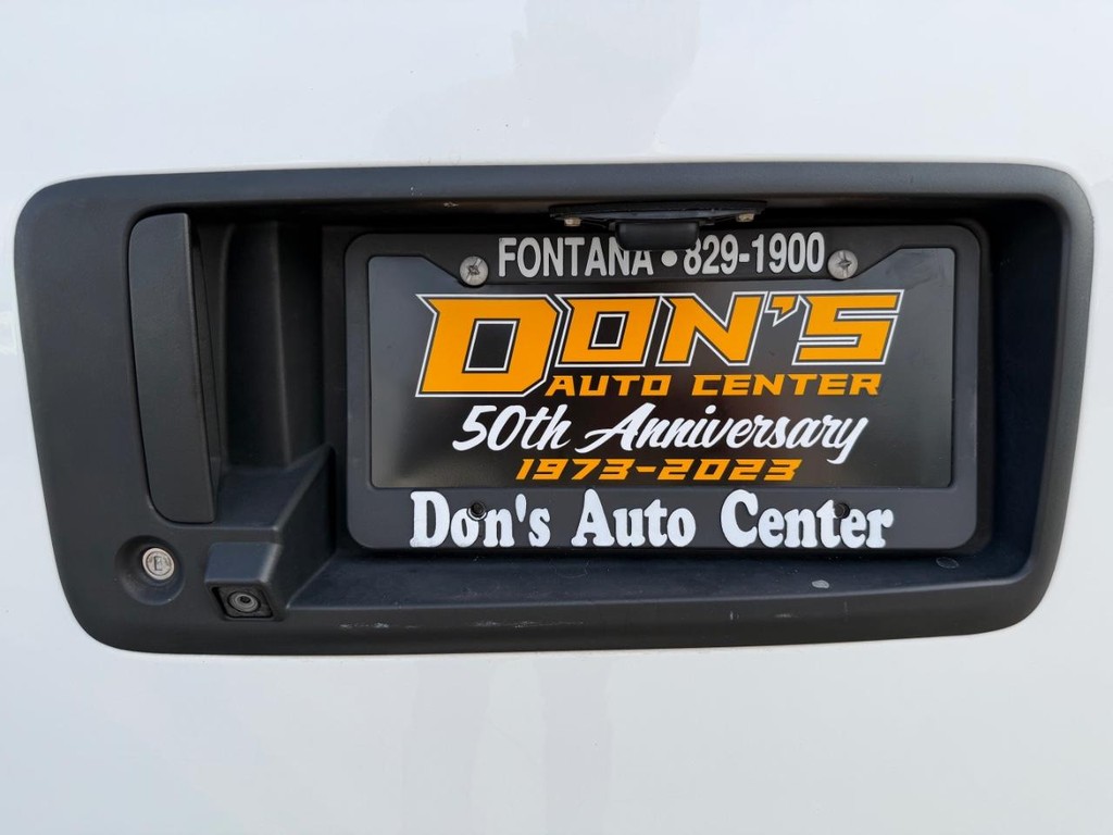 Chevrolet Express 2500 Vehicle Full-screen Gallery Image 37