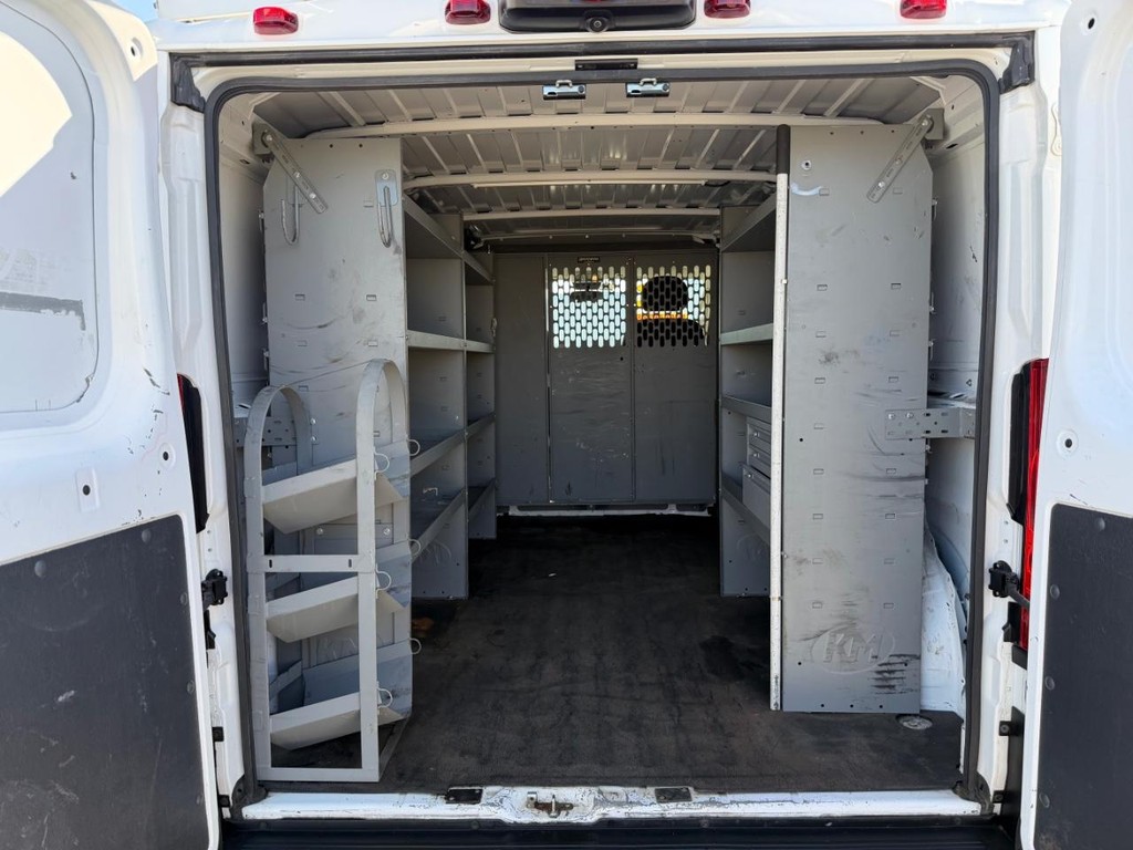 Ram ProMaster Vehicle Full-screen Gallery Image 16