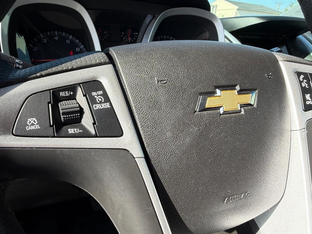 Chevrolet Equinox Vehicle Full-screen Gallery Image 27