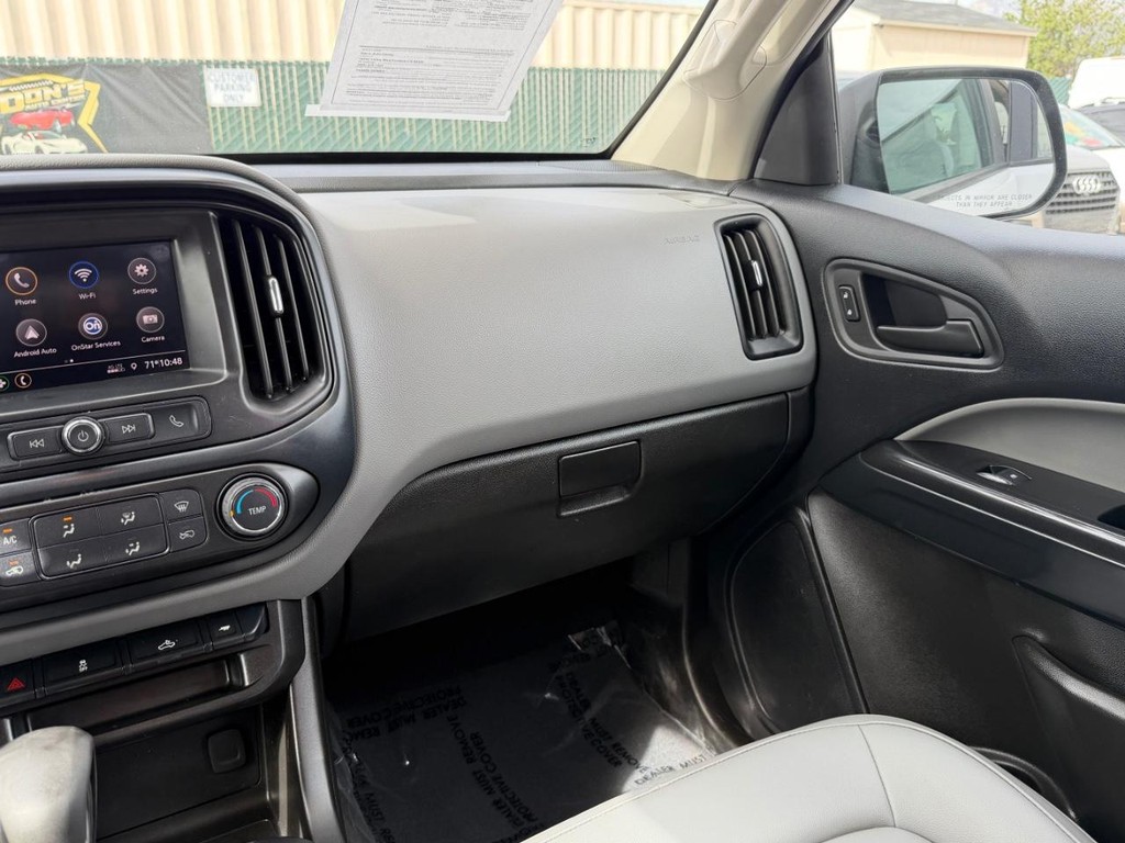 Chevrolet Colorado Vehicle Full-screen Gallery Image 26