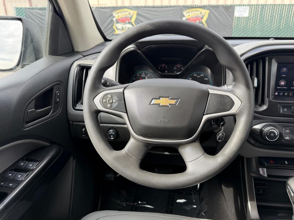 Chevrolet Colorado Vehicle Full-screen Gallery Image 27