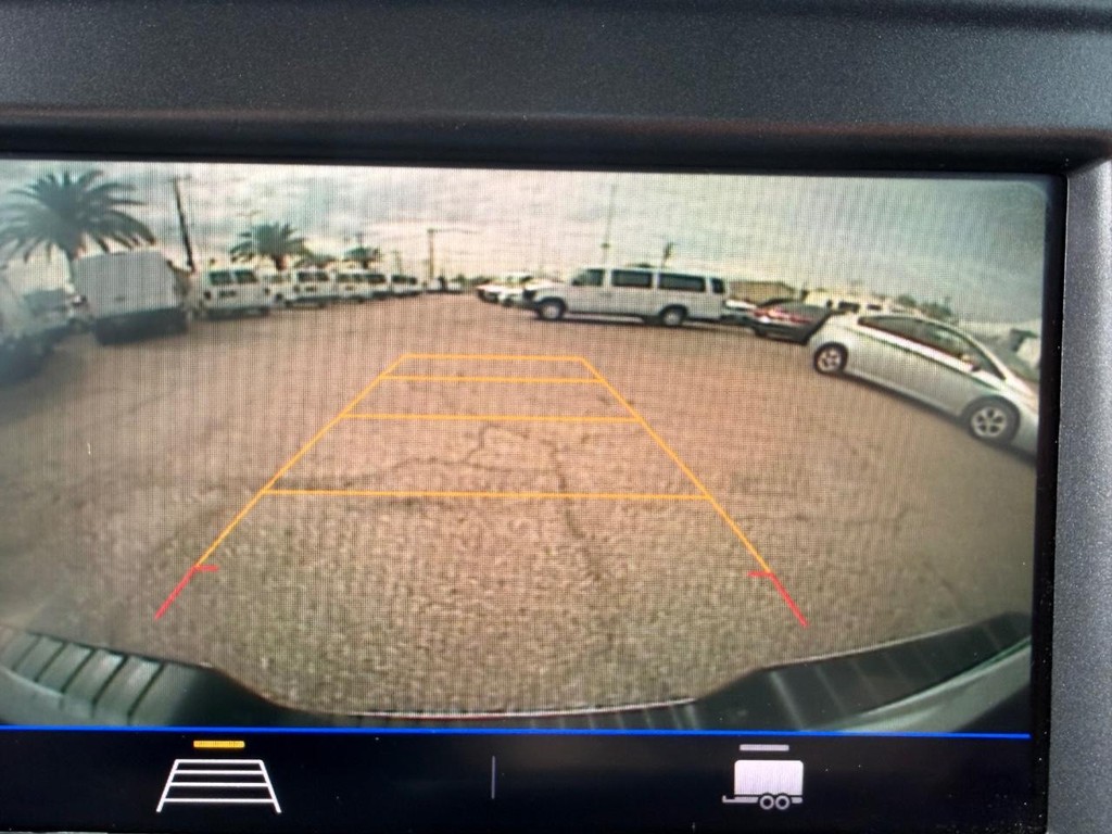 Chevrolet Colorado Vehicle Full-screen Gallery Image 37