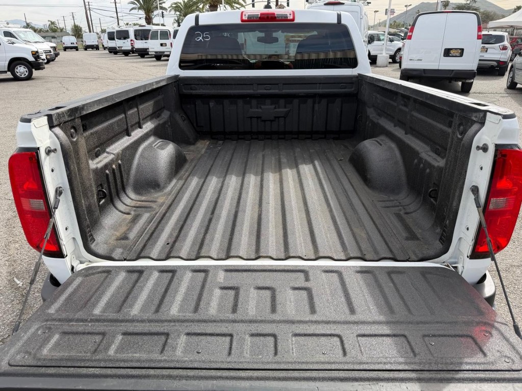 Chevrolet Colorado Vehicle Full-screen Gallery Image 39