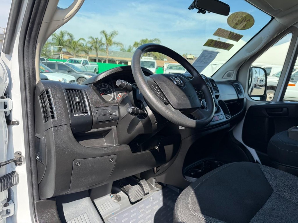 Ram ProMaster Vehicle Full-screen Gallery Image 27
