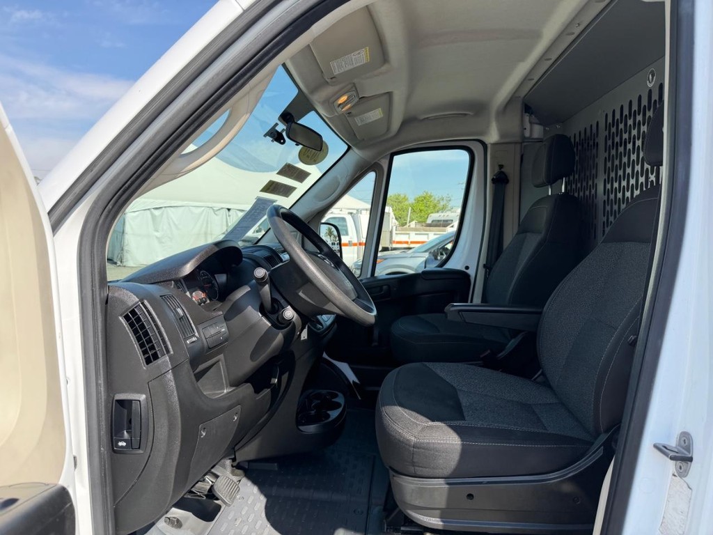 Ram ProMaster Vehicle Full-screen Gallery Image 28
