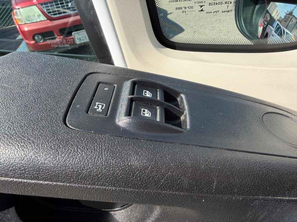 Ram ProMaster Vehicle Full-screen Gallery Image 39