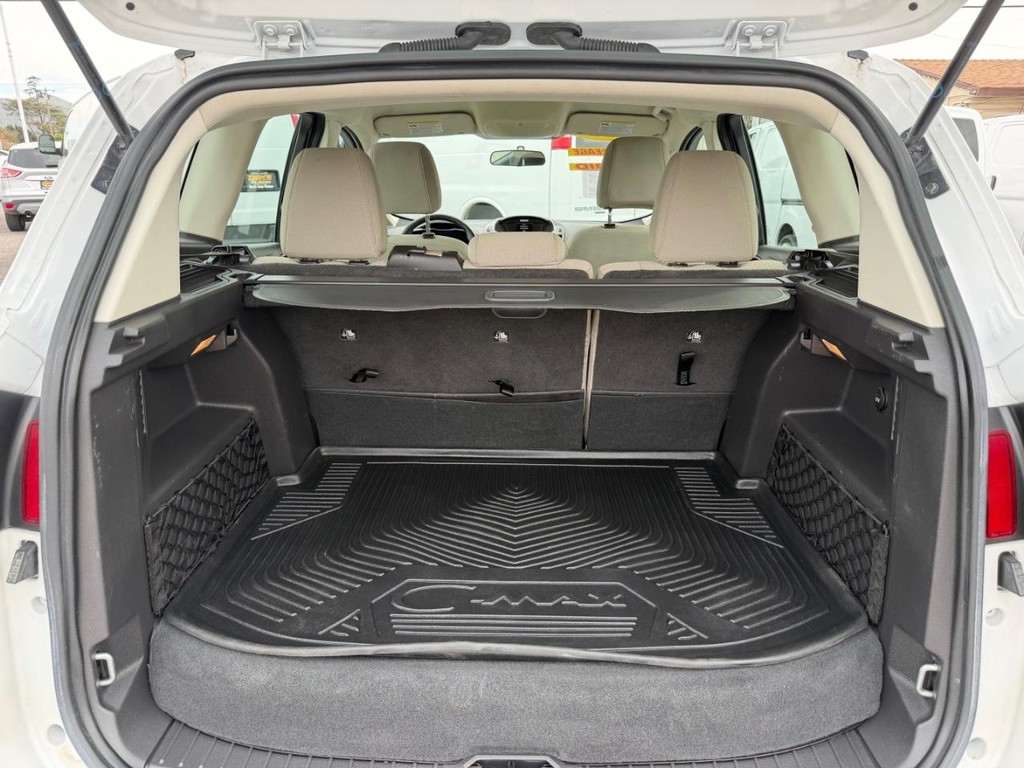 Ford C-MAX Vehicle Full-screen Gallery Image 41