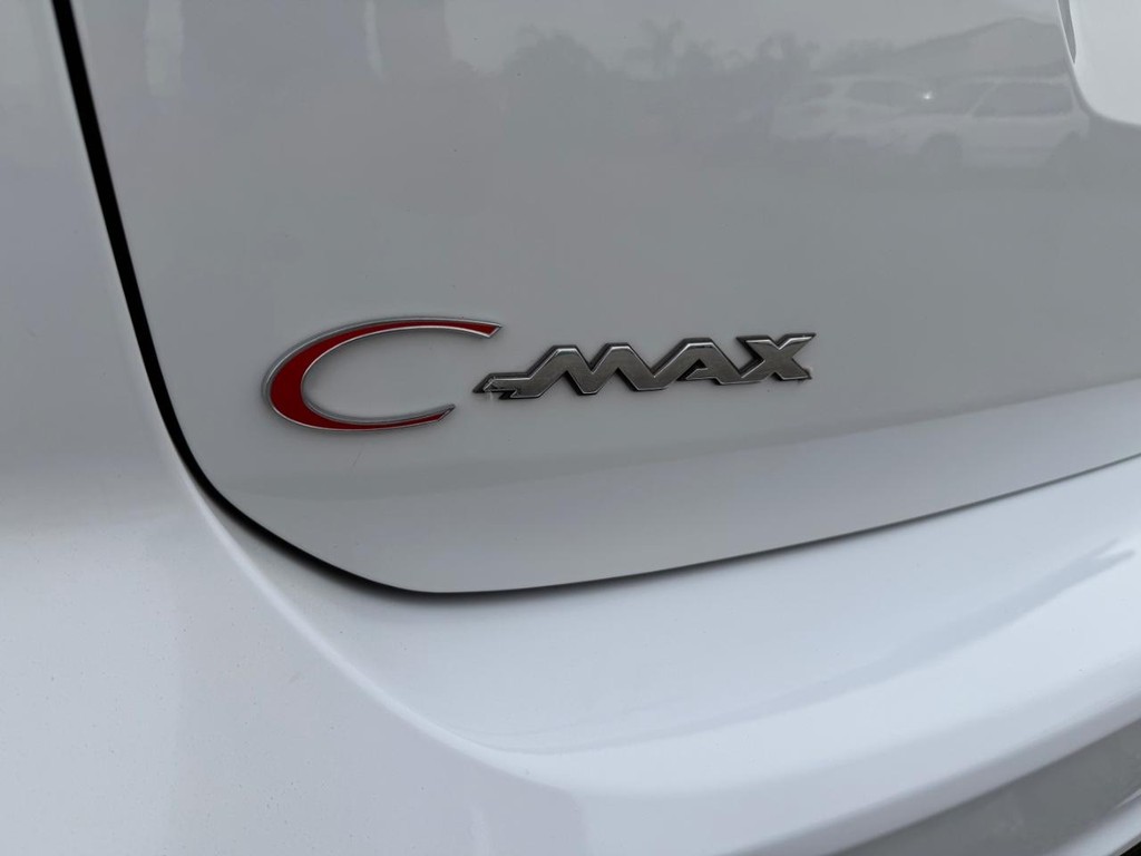 Ford C-MAX Vehicle Full-screen Gallery Image 42