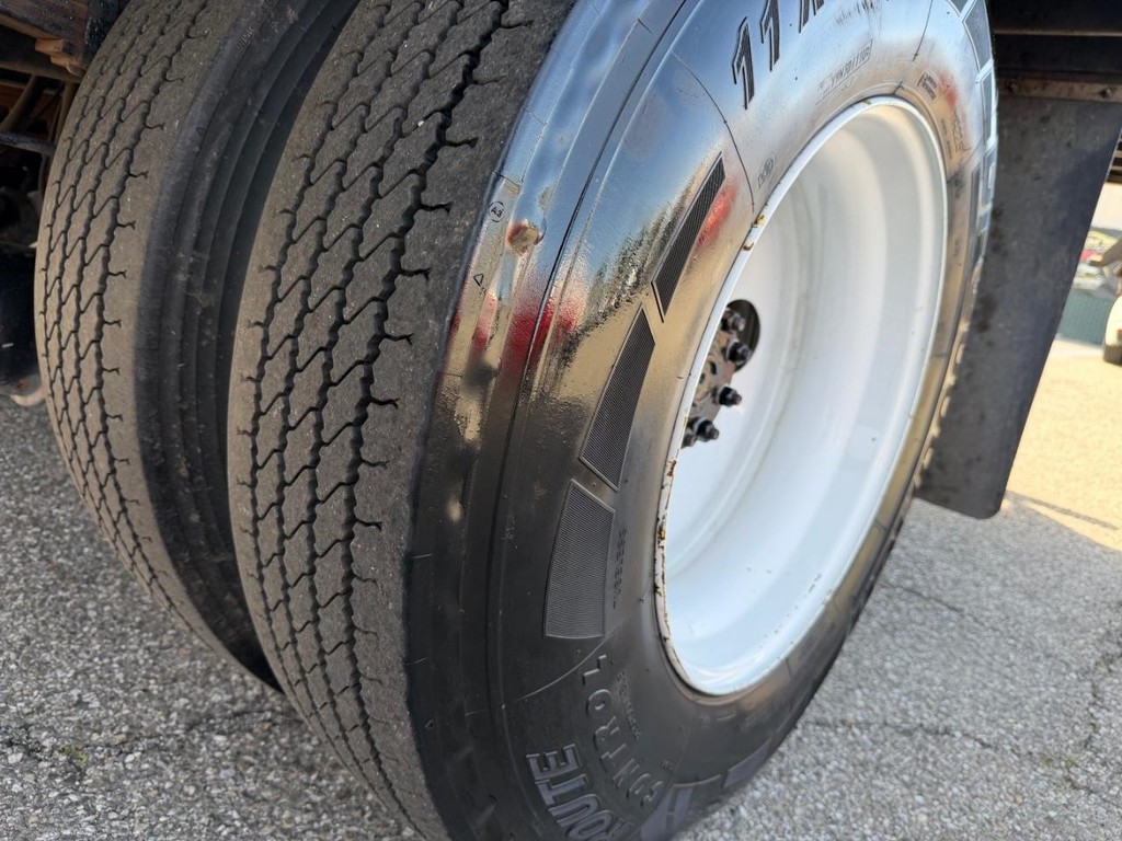 International DuraStar 4300 Vehicle Full-screen Gallery Image 70