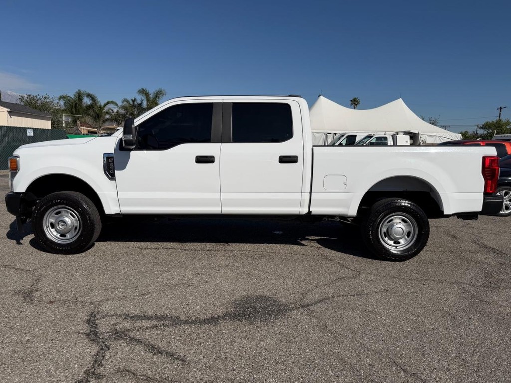 Ford F-250 Vehicle Full-screen Gallery Image 11