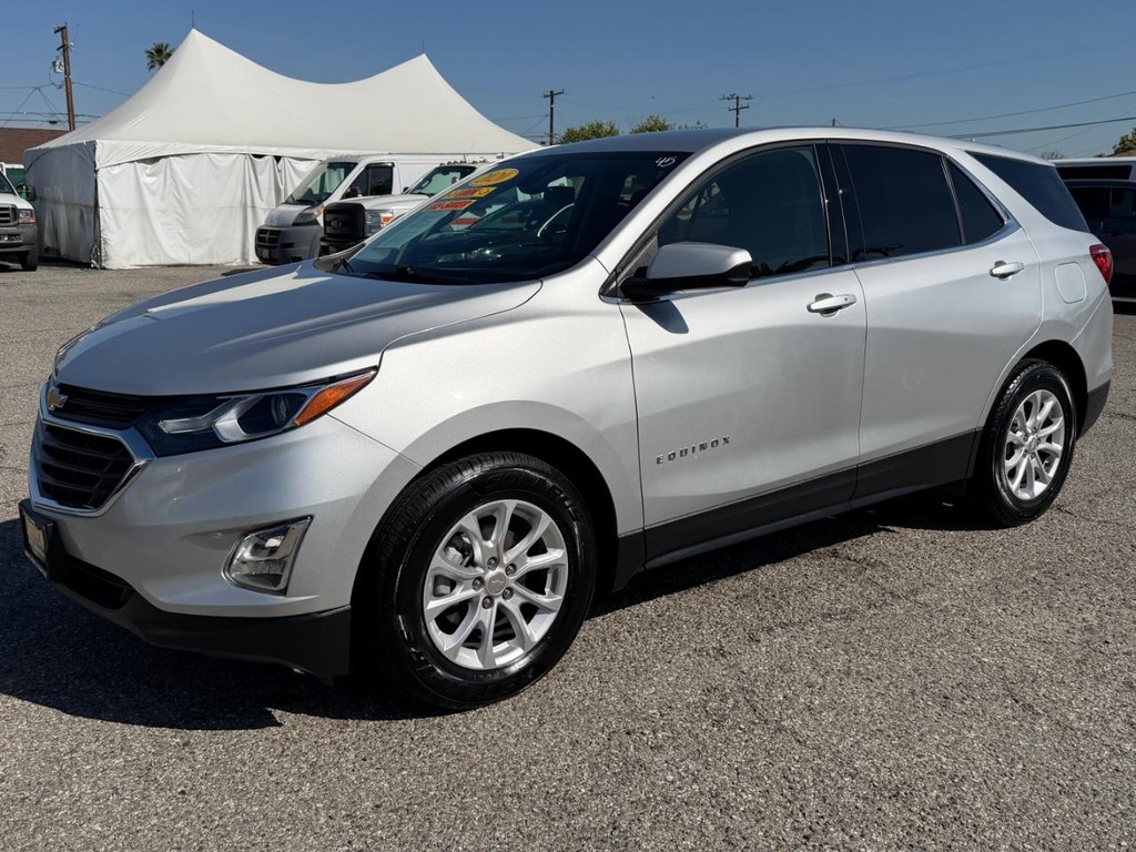 Chevrolet Equinox Vehicle Full-screen Gallery Image 12