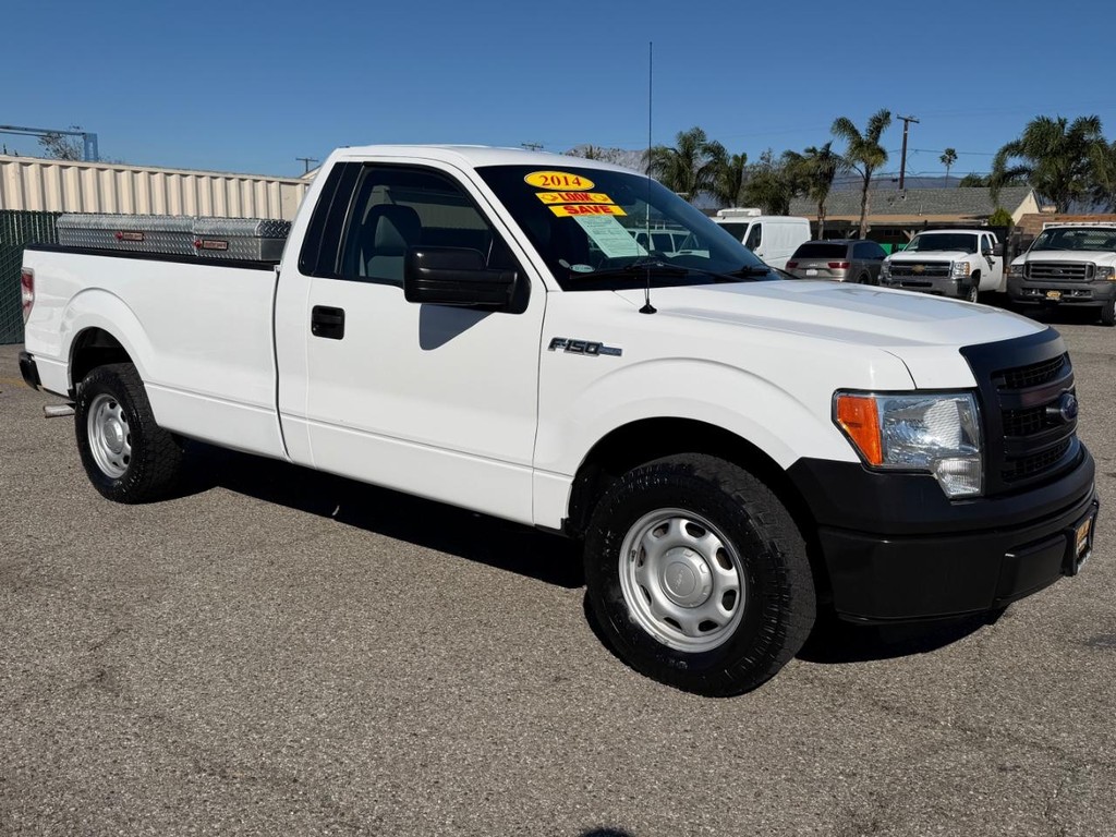 Ford F-150 Vehicle Full-screen Gallery Image 03