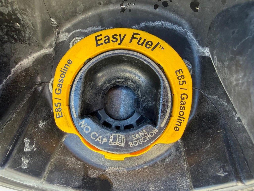 Ford F-150 Vehicle Full-screen Gallery Image 34