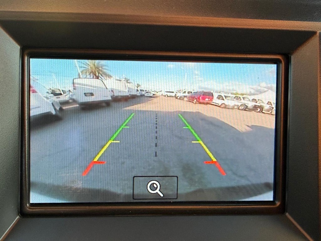 Ford F-150 Vehicle Full-screen Gallery Image 35