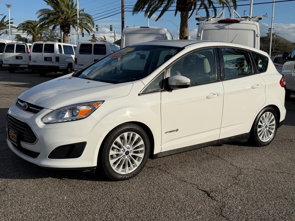 Ford C-MAX Vehicle Full-screen Gallery Image 12