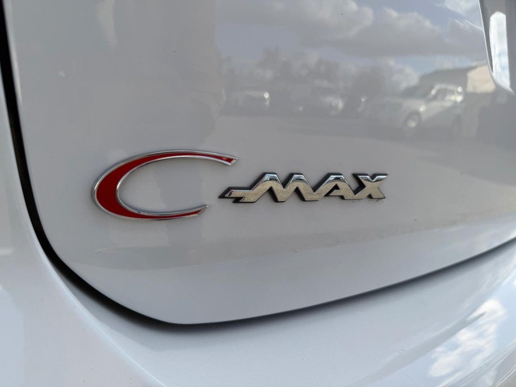 Ford C-MAX Vehicle Full-screen Gallery Image 44