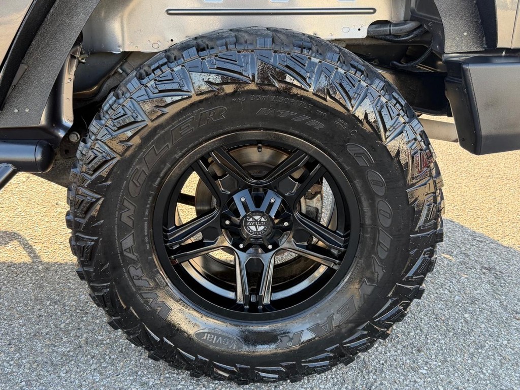 Jeep Wrangler Unlimited Vehicle Full-screen Gallery Image 44