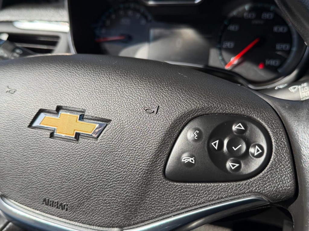 Chevrolet Impala Vehicle Full-screen Gallery Image 29