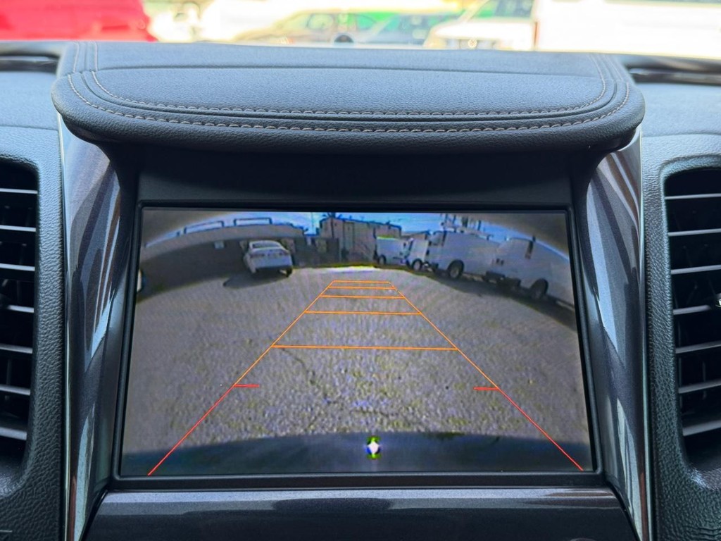 Chevrolet Impala Vehicle Full-screen Gallery Image 41