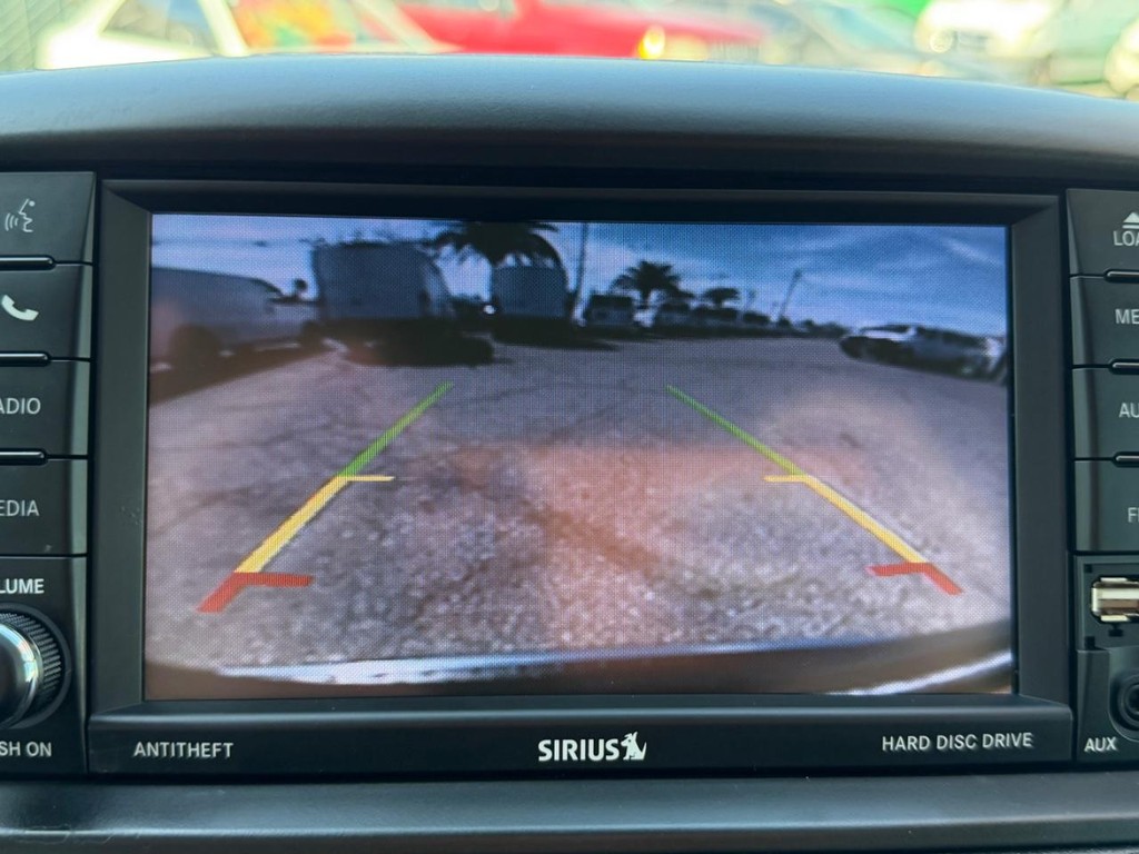 Dodge Grand Caravan Vehicle Full-screen Gallery Image 43