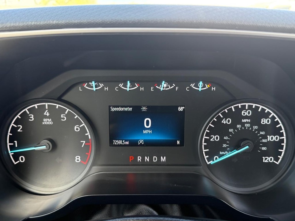 Ford F-150 Vehicle Full-screen Gallery Image 30