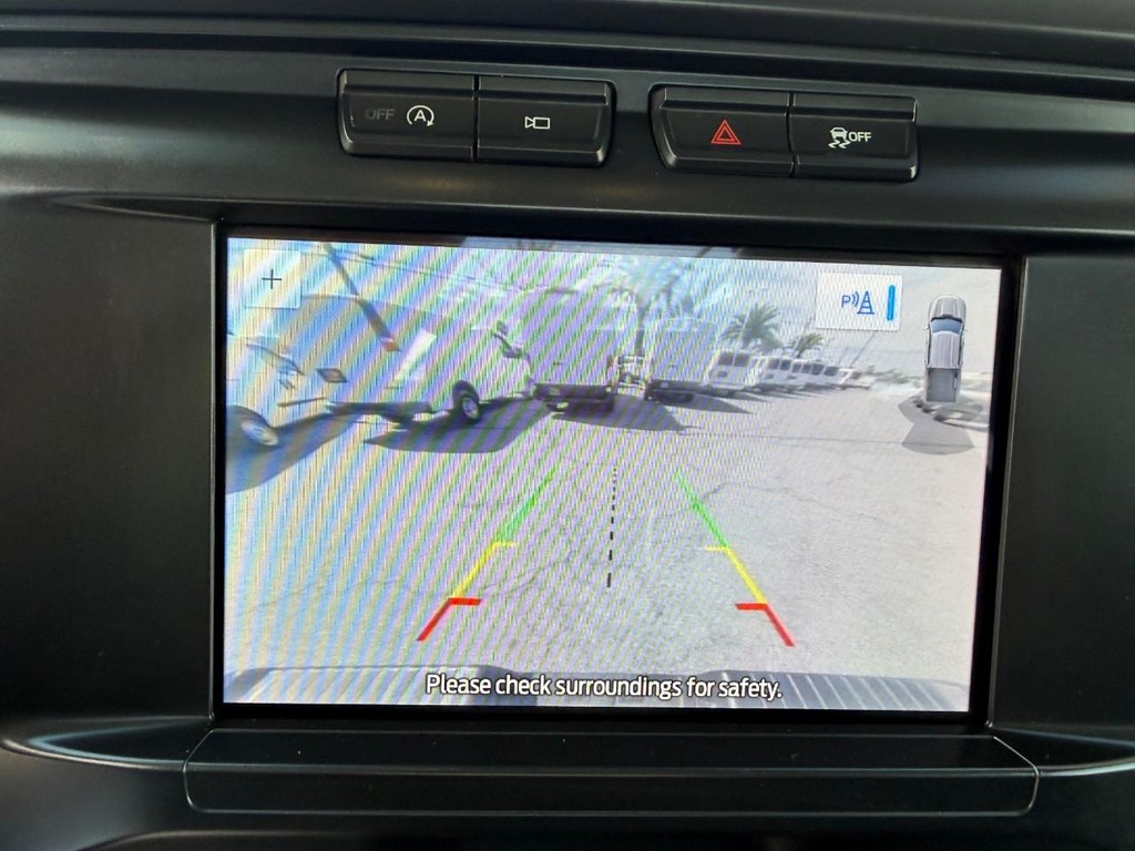 Ford F-150 Vehicle Full-screen Gallery Image 31