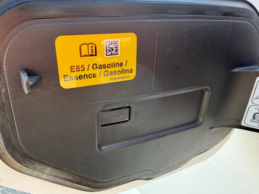 Ford F-150 Vehicle Full-screen Gallery Image 37