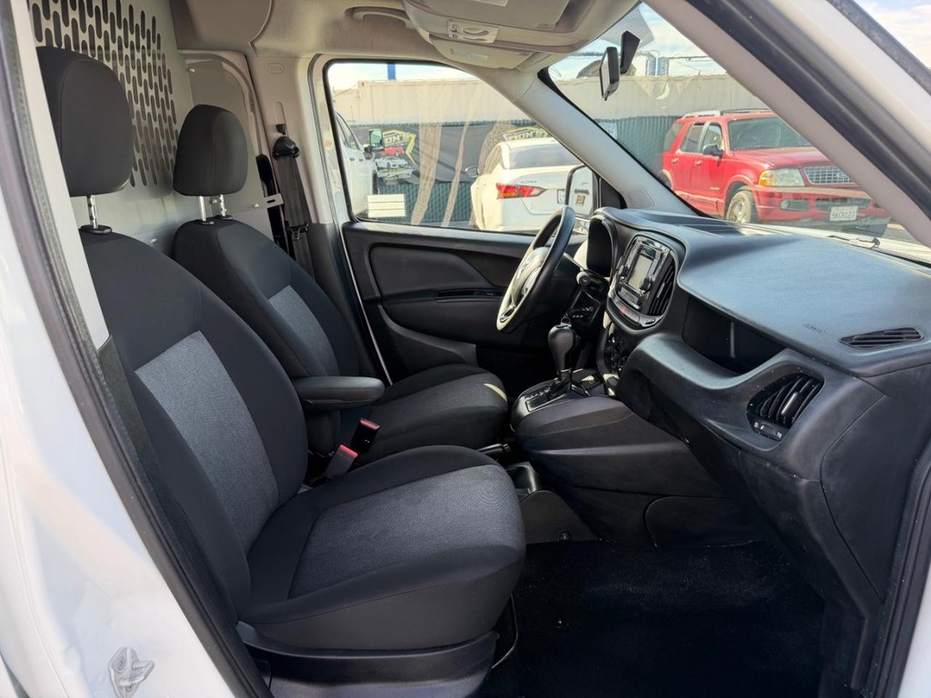 Ram ProMaster City Vehicle Full-screen Gallery Image 22