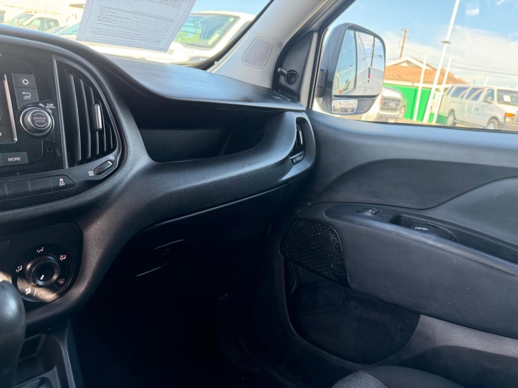 Ram ProMaster City Vehicle Full-screen Gallery Image 26