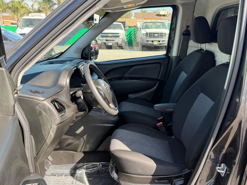 Ram ProMaster City Vehicle Full-screen Gallery Image 25