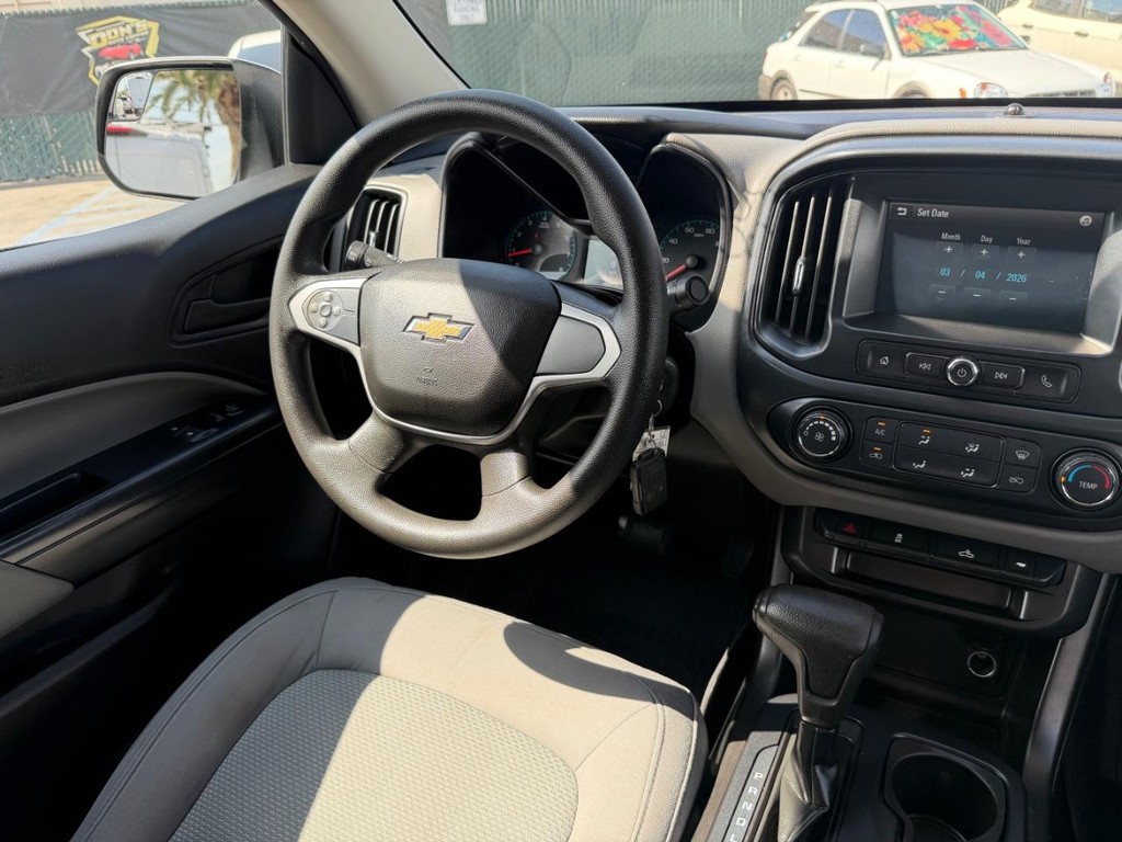 Chevrolet Colorado Vehicle Full-screen Gallery Image 28