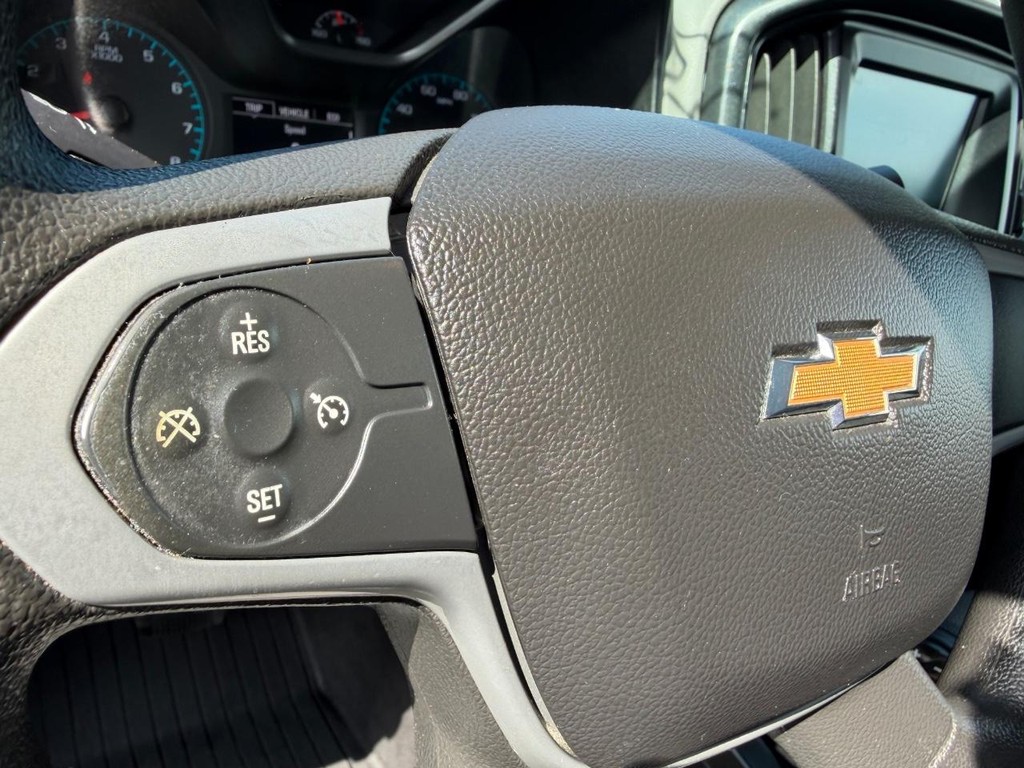 Chevrolet Colorado Vehicle Full-screen Gallery Image 32