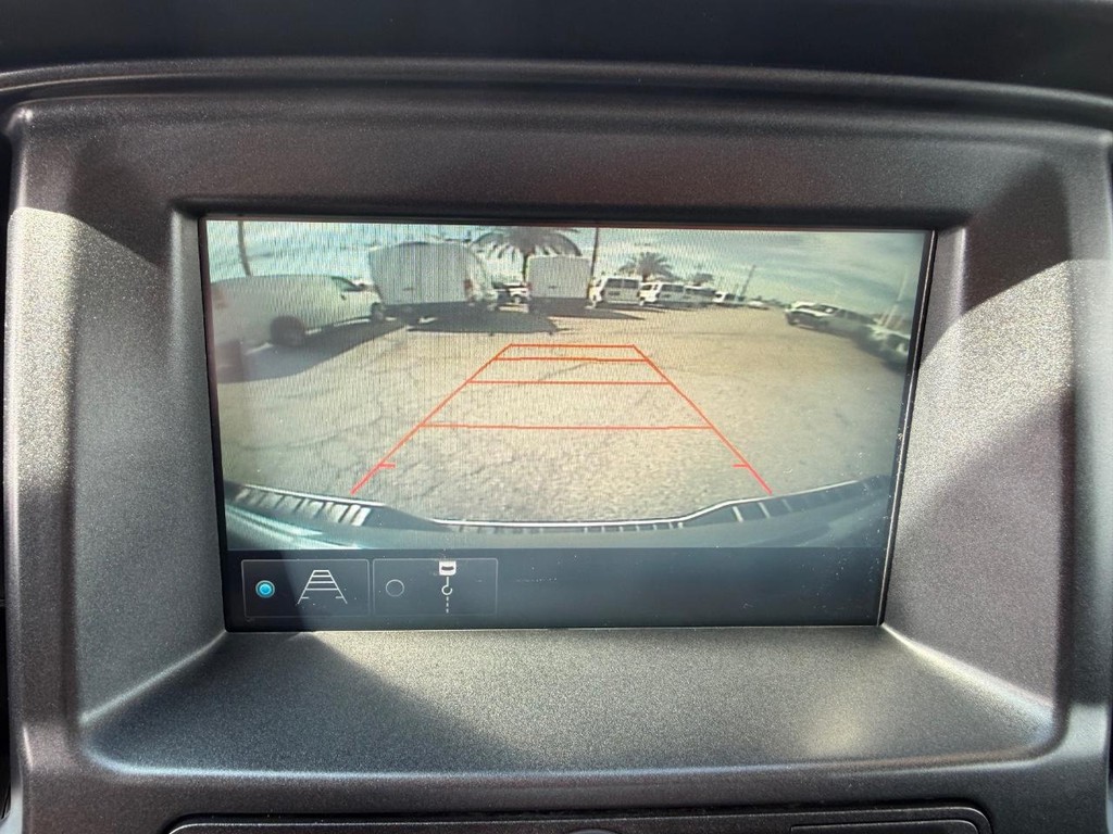 Chevrolet Colorado Vehicle Full-screen Gallery Image 38