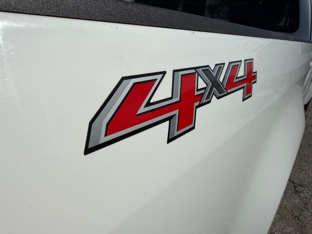 Chevrolet Colorado Vehicle Full-screen Gallery Image 42