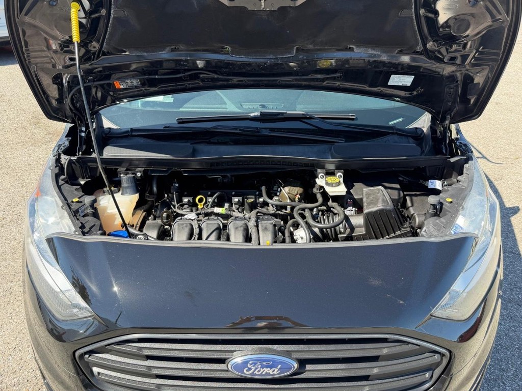 Ford Transit Connect Vehicle Full-screen Gallery Image 47