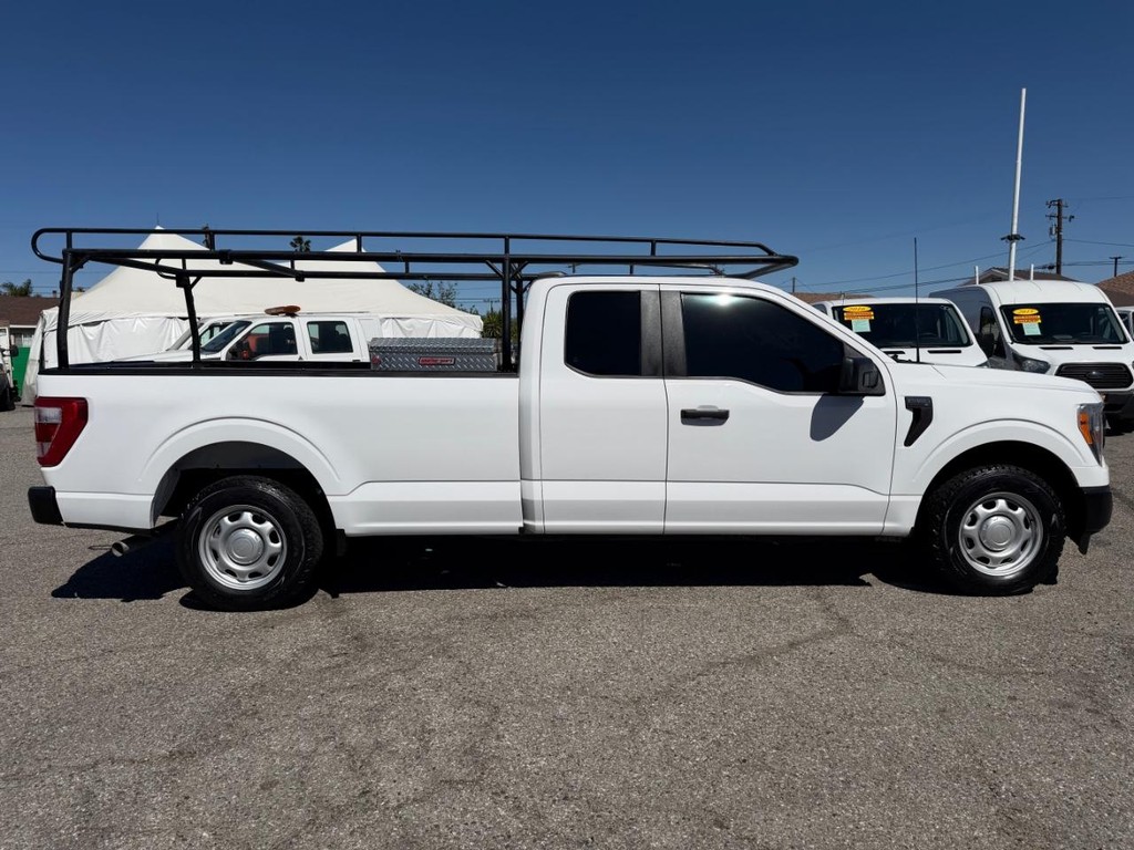 Ford F-150 Vehicle Full-screen Gallery Image 05