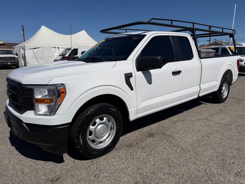 Ford F-150 Vehicle Full-screen Gallery Image 12