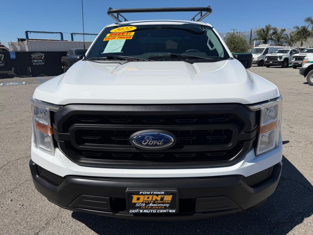 Ford F-150 Vehicle Full-screen Gallery Image 14