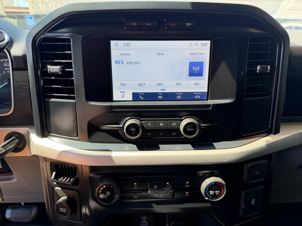 Ford F-150 Vehicle Full-screen Gallery Image 34