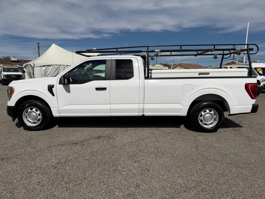 Ford F-150 Vehicle Full-screen Gallery Image 09