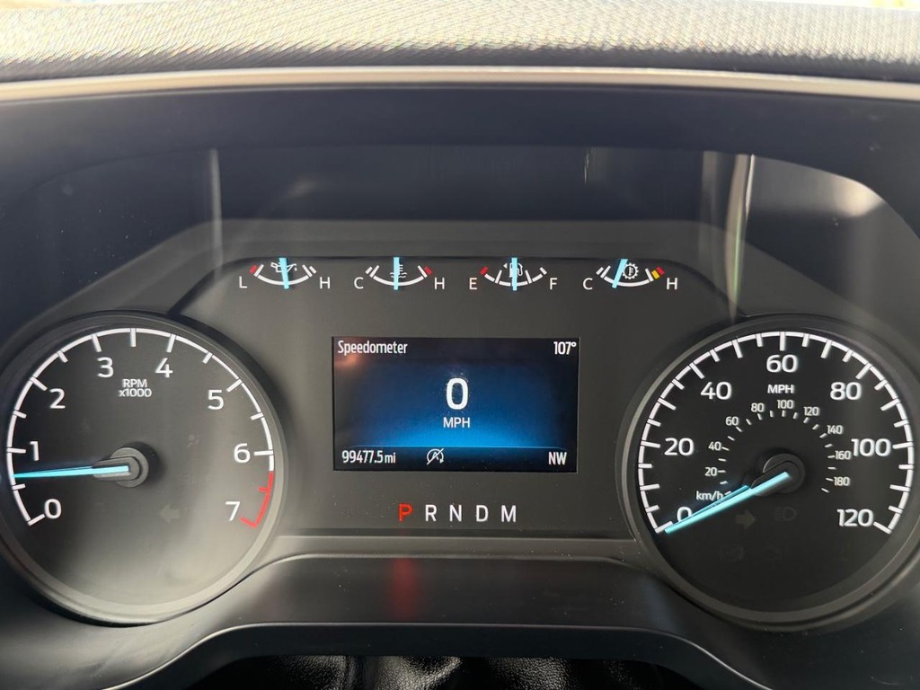 Ford F-150 Vehicle Full-screen Gallery Image 33